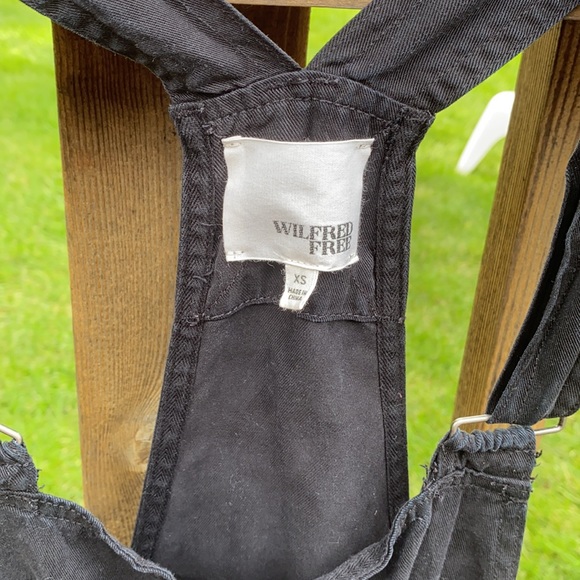 Wilfred free Black Overall Shorts - Picture 3 of 6